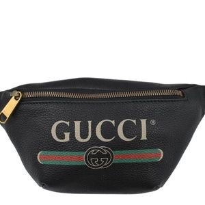 USED ONCE - Gucci Black Calfskin Small Logo Belt Waist Bag